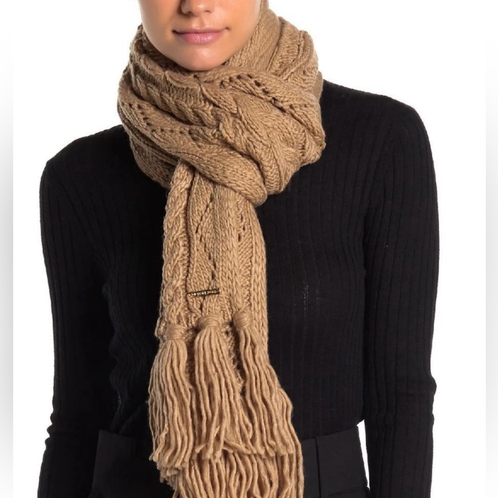 NWOT Michael Kors Pointelle Cable Knit Scarf